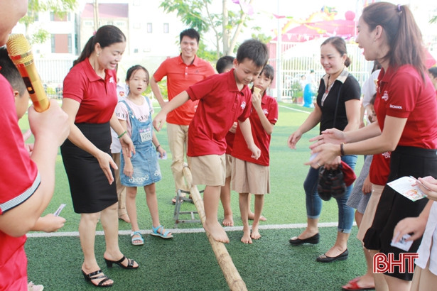 Trường học đầu tiên ở Hà Tĩnh tổ chức kỳ thi khoa học quốc tế VanDa