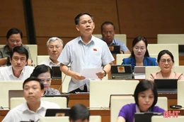 Đoàn đại biểu Quốc hội Hà Tĩnh đóng góp nhiều ý kiến thiết thực vào sửa đổi Hiến pháp