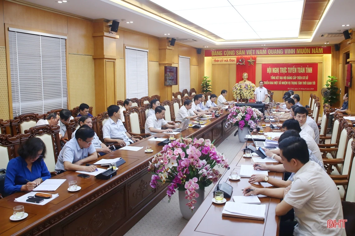 Hà Tĩnh phát động 50 ngày thi đua cao điểm chào mừng Đại hội Đảng bộ tỉnh lần thứ XIX