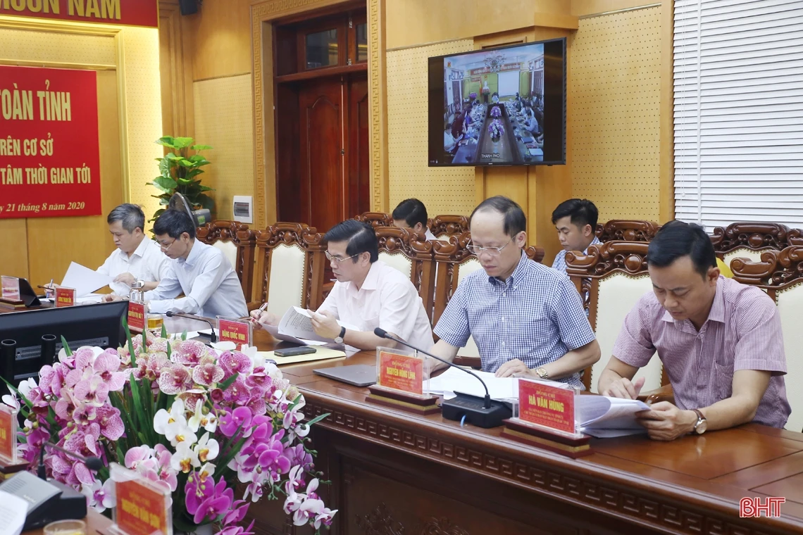 Hà Tĩnh phát động 50 ngày thi đua cao điểm chào mừng Đại hội Đảng bộ tỉnh lần thứ XIX