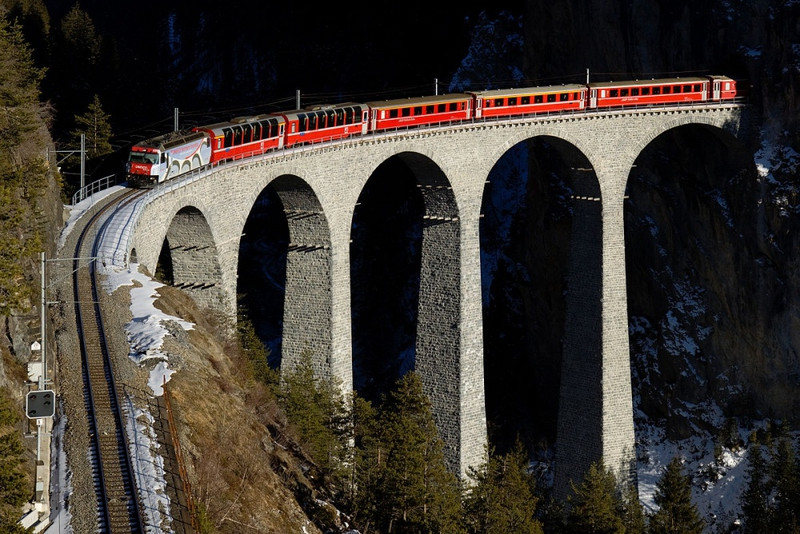 20 cay cau co kien truc an tuong tren the gioi