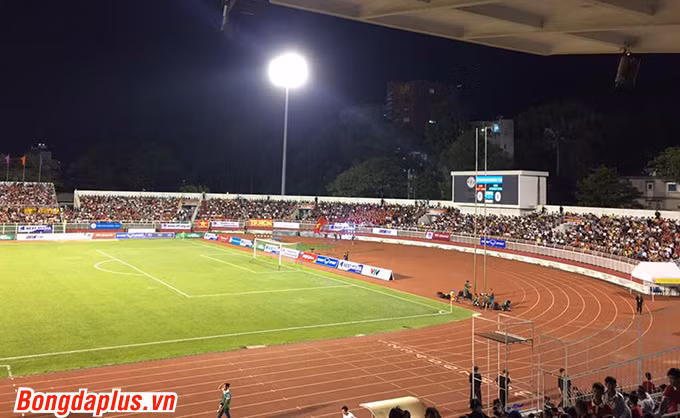 neu messi den viet nam