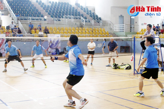 tp ha tinh nhat toan doan giai cau long toan tinh 2017