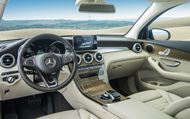 chi tiet mercedes glc coupe gia gan 2 9 ty dong