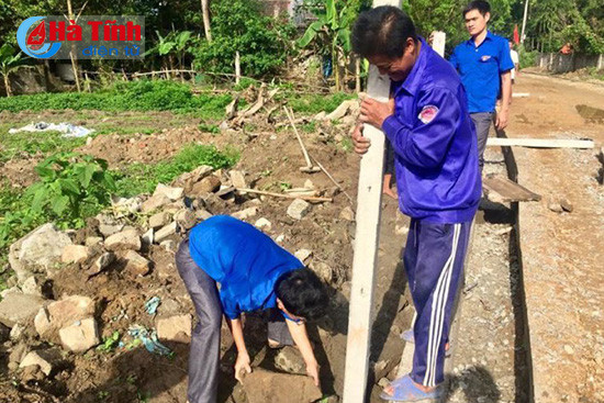 tuoi tre thanh sen giup dan thach hung xay dung ntm