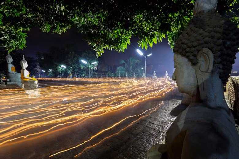 dai le phat dan tren khap the gioi