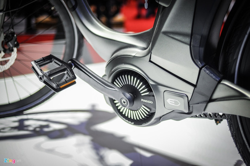 piaggio gioi thieu xe dap dien cao cap o viet nam