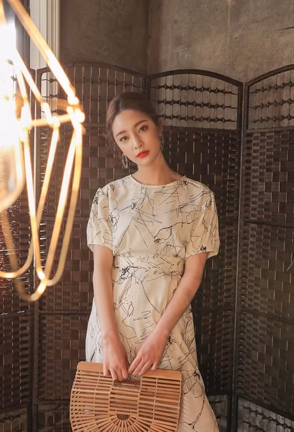 mac gi di hen ho ngay he