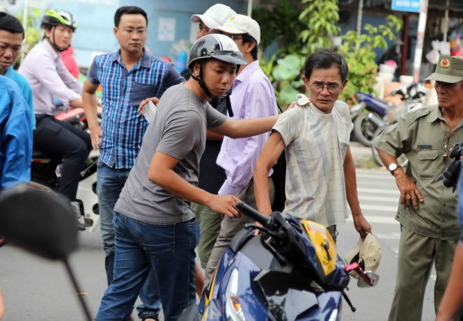 chen lan du doi mua ve xem u 20 vn da voi argentina