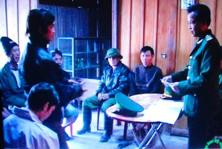 Cùng sát cánh bên những mảnh đời lầm lỗi kia trong hành trình làm lại cuộc đời là những người lính Biên phòng Cùng sát cánh bên những mảnh đời lầm lỗi kia trong hành trình làm lại cuộc đời là những người lính Biên phòng