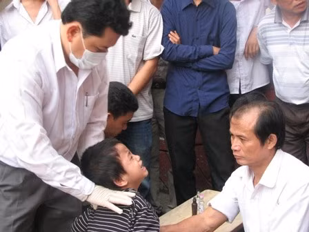 Lương y Võ Hoàng Yên chữa bệnh bại liệt