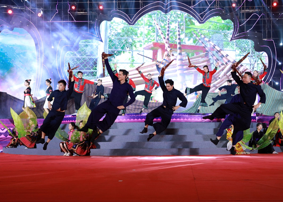 Khai mạc Festival Khèn Mông tỉnh Hà Giang và lễ hội Văn hóa ẩm thực ba miền Bắc - Trung - Nam