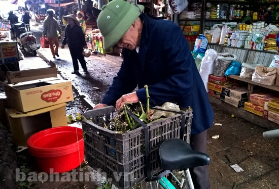 Nhếch nhác chợ TP. Hà Tĩnh ảnh 10