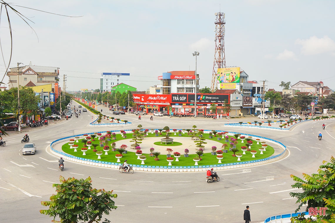 Xây dựng thị xã Hồng Lĩnh trở thành trung tâm kinh tế, văn hóa, xã hội phía Bắc Hà Tĩnh