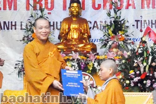 Trao quyết định bổ nhiệm...