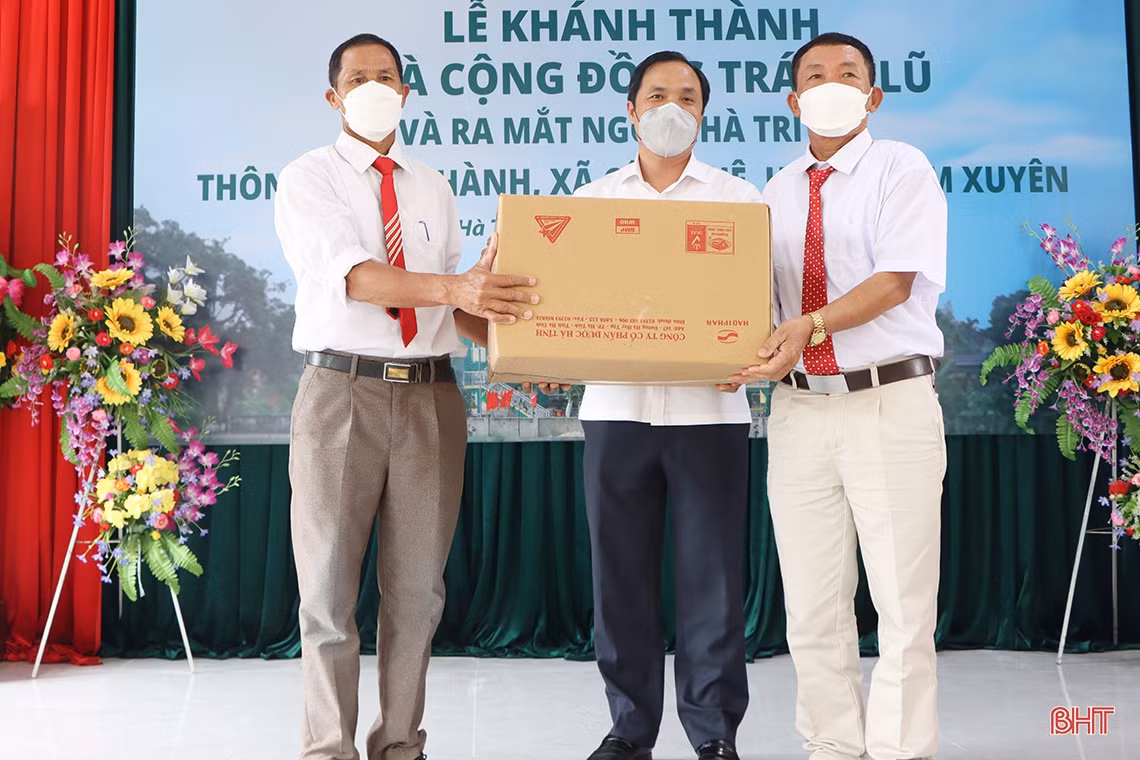 Khánh thành Nhà văn hoá cộng đồng tránh lũ do BIDV tài trợ tại Cẩm Xuyên