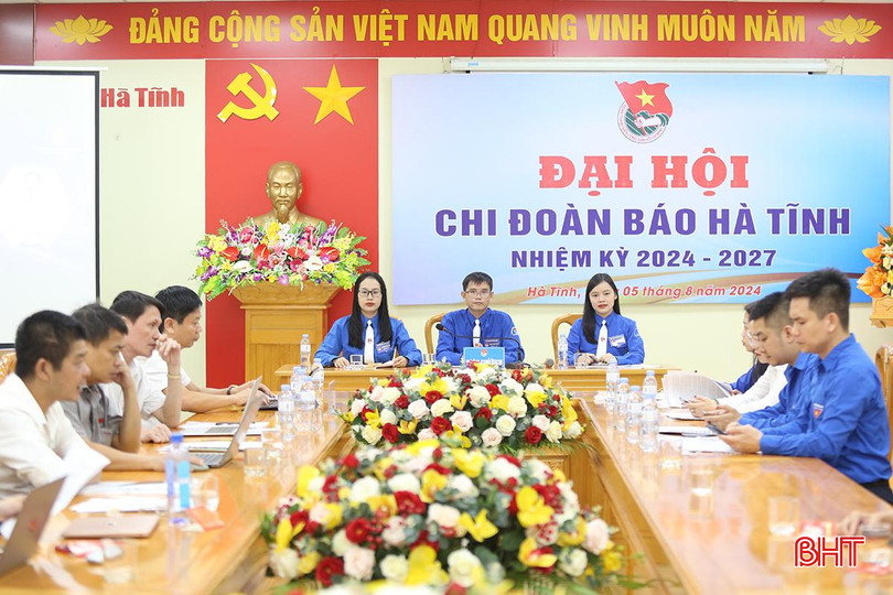 Đại biểu dự đại hội. DH9.JPG