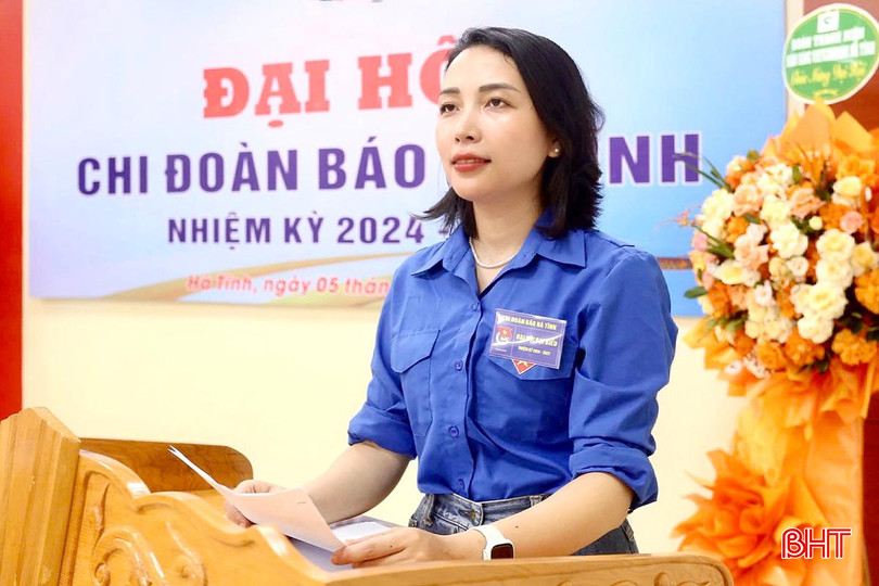 Đoàn viên Trương Thị Thu Trang tham luận nội dung: Phát huy vai trò của báo chí trong thực hiện công tác an sinh xã hội. ĐH 1.jpg
