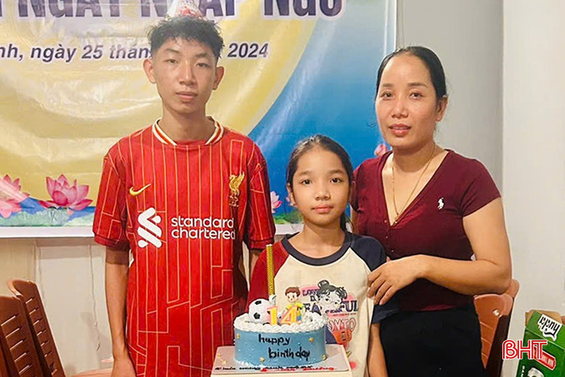 Các con chính là động lực để chị Huyền cố gắng vươn lên. anh-4-2-con-chinh-la-dong-luc-de-chi-huyen-co-gang-vuon-len-2973.jpg