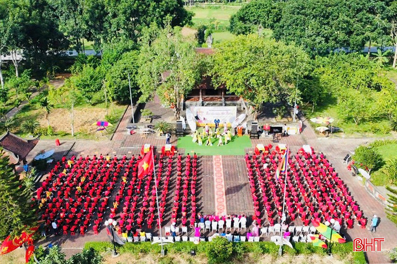 Hoạt động ngoại khóa với chủ đề: “Theo dấu chân Hải Thượng” của Trường THCS Phan Đình Phùng. bqbht_br_z6120754906034-4951b0aae9baa521fcbe89130e60bc06.jpg