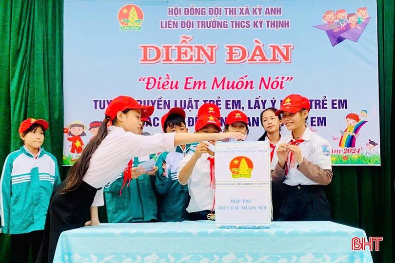 Hộp thư "Điều em muốn nói" giúp học sinh Trường THCS Kỳ Thịnh bày tỏ nhiều tâm tư thầm kín tới thầy cô. bqbht_br_z6127251178957-669510ec16d2a5c1659a0bfe79cdb87e.jpg
