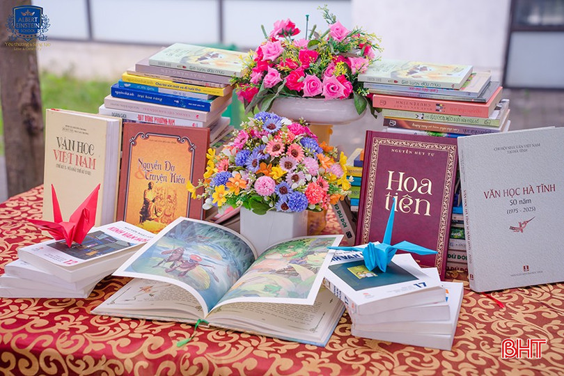 Sách chưa từng biến mất khỏi cuộc đời mình, chỉ là nó đang bị lấn át bởi quá nhiều tiếng ồn khác... bqbht_br_dsc03471.jpg