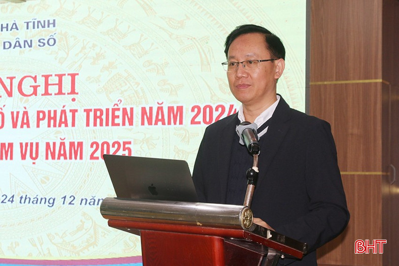 Phó Giám đốc Sở Y tế Bùi Quốc Hùng phát biểu tại hội nghị. bqbht_br_z6161383492846-7339d5a16a69f6ecf5f9c155520ef256.jpg