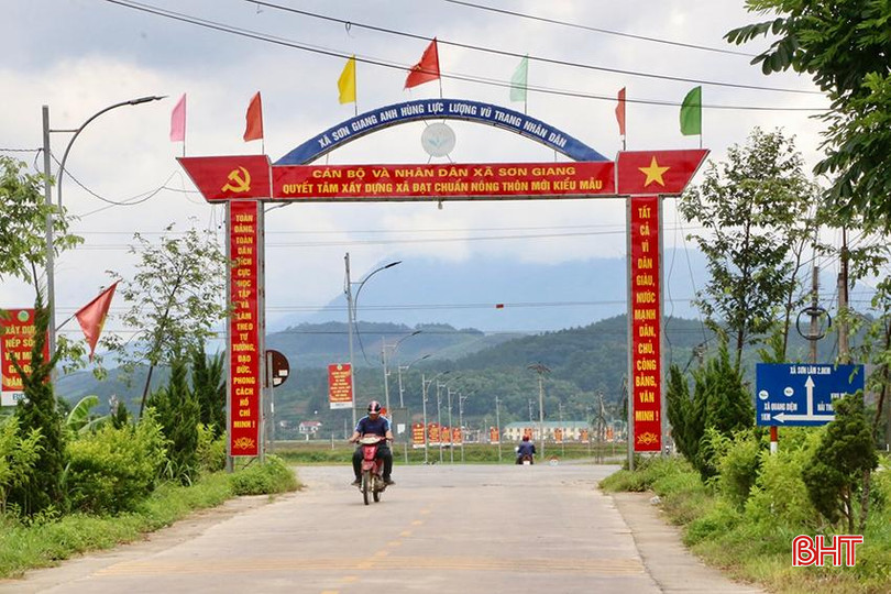 Diện mạo nông thôn ở huyện Hương Sơn từng bước đổi thay. z5757037826515_03d2ca75a143da48bb2c6c82bcb3717f (1).jpg