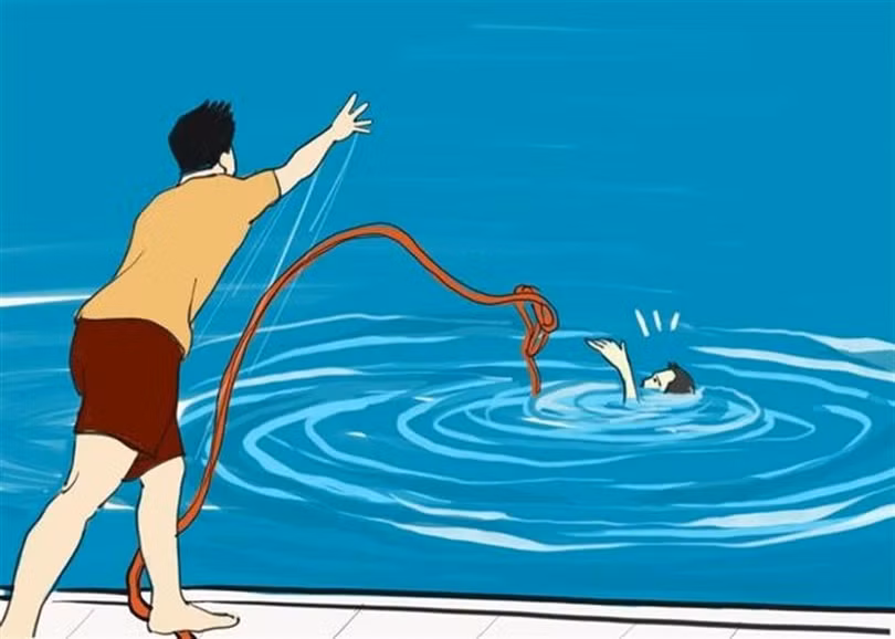 Sử dụng phao có dây kéo hoặc dây thừng để cứu người bị nạn.