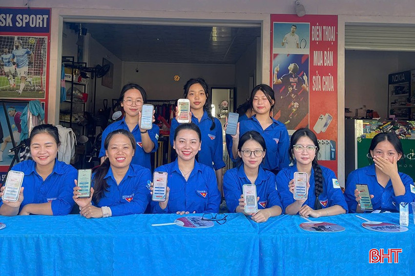 Đoàn viên thanh niên Hà Tĩnh tích cực tham gia cuộc thi trực tuyến "Tự hào Việt Nam". bqbht_br_anh-1-tu-hao-vn.jpg