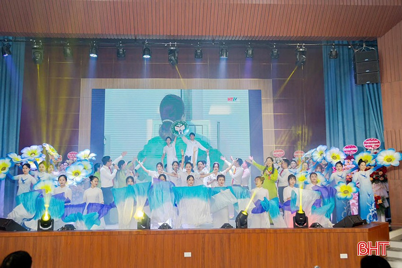 Các hoạt động văn hoá, văn nghệ luôn được Đoàn Trường Cao đẳng Y tế Hà Tĩnh tổ chức, tạo sân chơi lành mạnh cho tuổi trẻ nhà trường. bqbht_br_459757776-1046037510859265-1580589188543344654-n.jpg