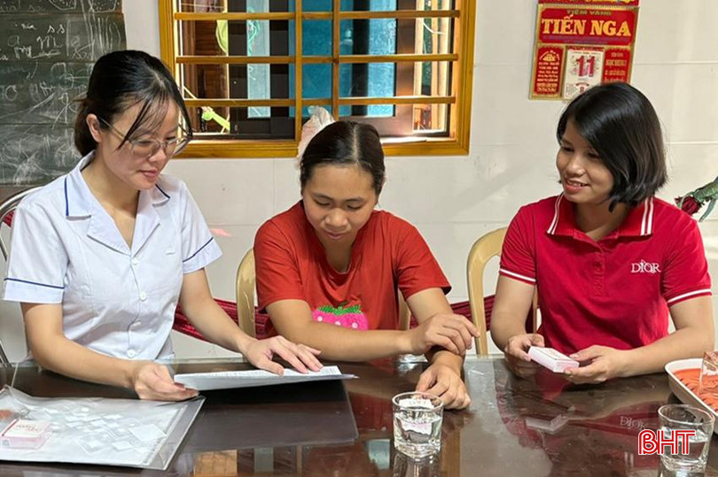 Hoạt động tuyên truyền chính sách DS được cán bộ, cộng tác viên DS xã An Hòa Thịnh tích cực thực hiện. z5722071492991_70e1a86dc8c7c597e9923a4d46559812.jpg
