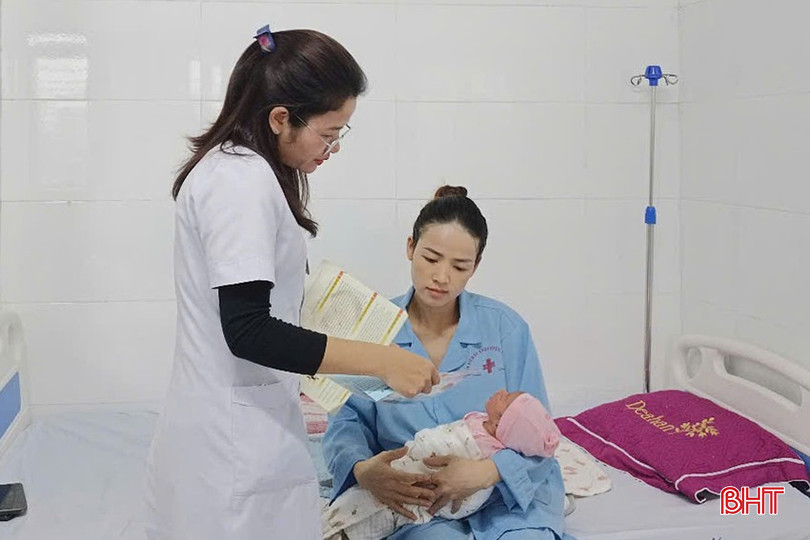 Năm 2024, tỷ lệ trẻ em được sàng lọc sơ sinh ở Hà Tĩnh vượt chỉ tiêu được giao. bqbht_br_z6149054389989-7b45ec58b32fdd8f68951fcacf8146f7.jpg
