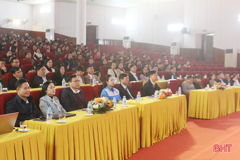 Đại biểu tham dự lễ mít tinh. bqbht_br_z6156682862173-d087da5a0e05c128b9866083f0ab7e2c.jpg