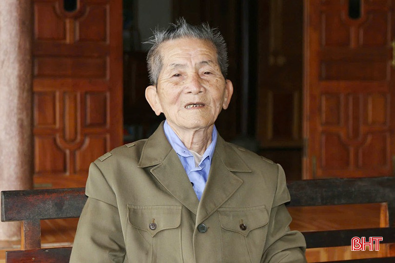 คุณด๋าวอันกวางจุงมีความสุขเมื่อลูกหลานอยู่รวมกันและรักกันเสมอ bqbht_br_z7299750618505-2fdad9c68fa969e57ff44bcac8039135.jpg