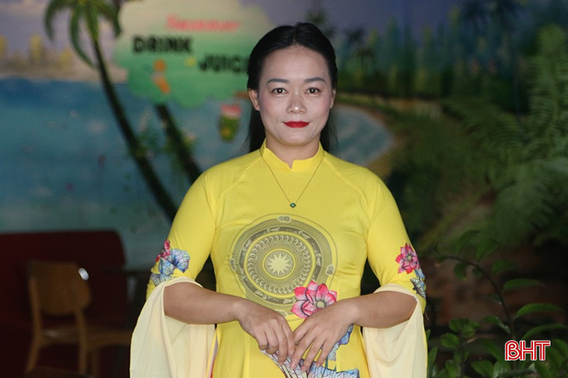 Nghệ nhân Dân gian Nguyễn Thị Oanh. bqbht_br_nghe-nhan-nguyen-thi-oanh-2.jpg
