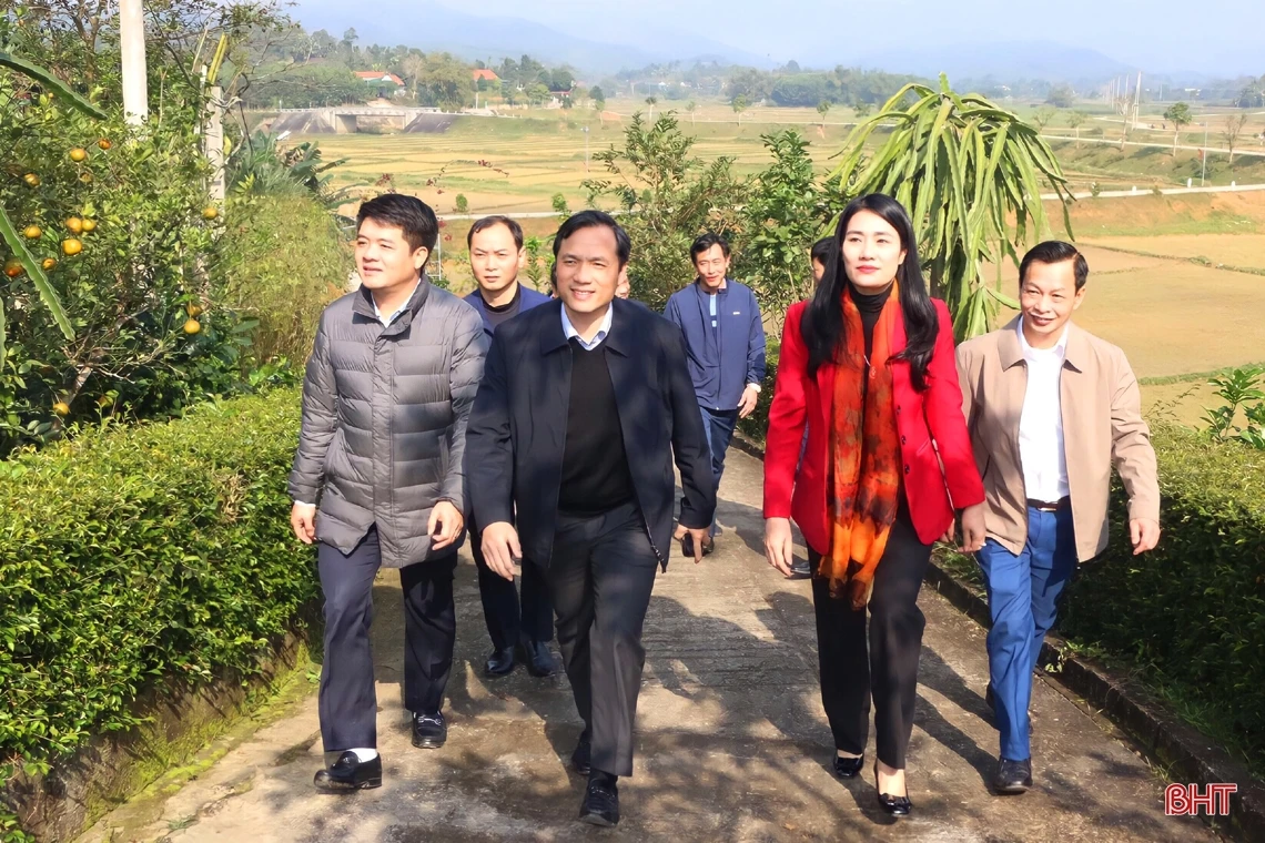 Bí thư Tỉnh ủy tham gia nhiều hoạt động ý nghĩa đầu năm mới tại huyện Vũ Quang