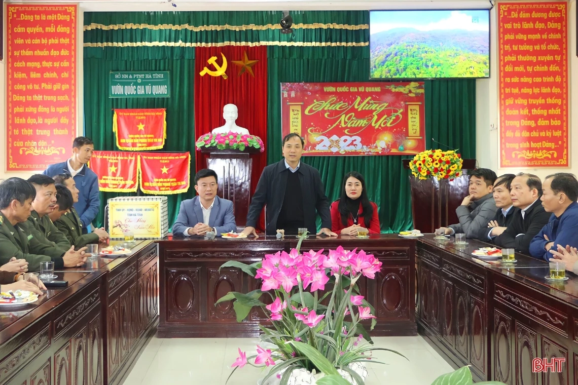 Bí thư Tỉnh ủy tham gia nhiều hoạt động ý nghĩa đầu năm mới tại huyện Vũ Quang