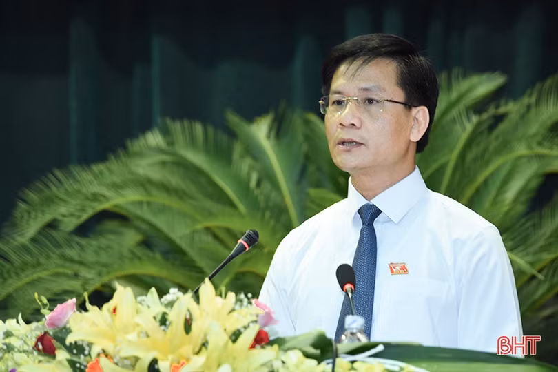 HĐND tỉnh nghe các tờ trình, đề án và trả lời kiến nghị của cử tri gửi đến kỳ họp