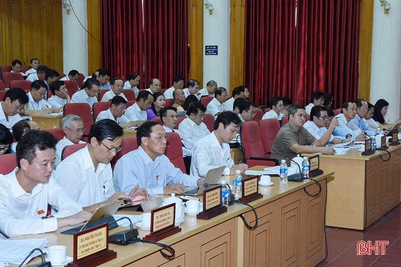 Chiều nay, tư lệnh 3 ngành tiếp tục đăng đàn trả lời chất vấn