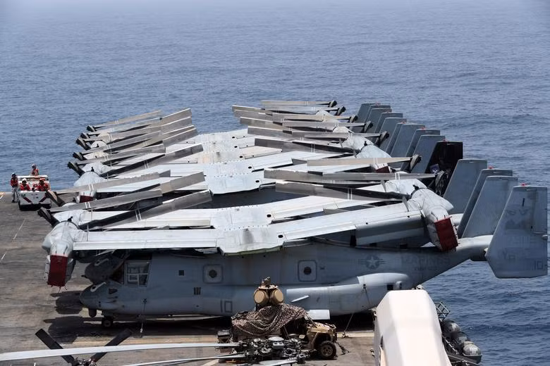 Cận cảnh tàu chiến Mỹ được tuyên bố bắn rơi máy bay không người lái Iran