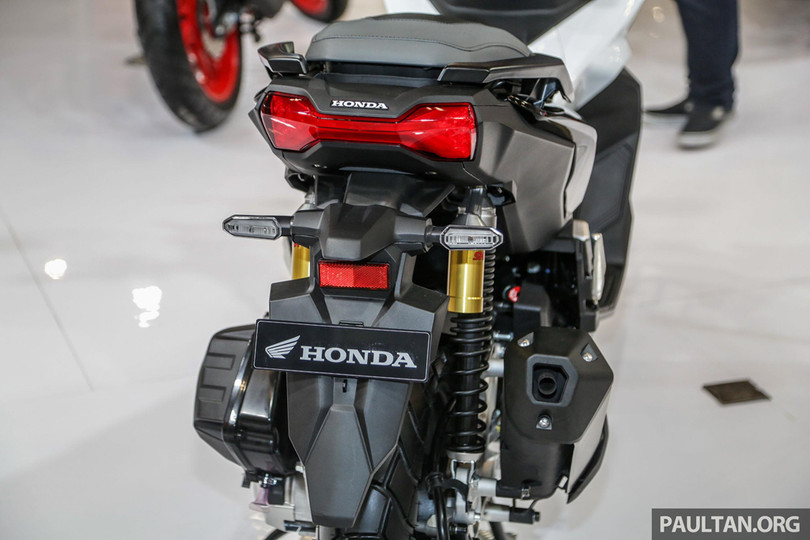 Xe ga địa hình Honda ADV 150 ra mắt, giá hơn 2.400 USD