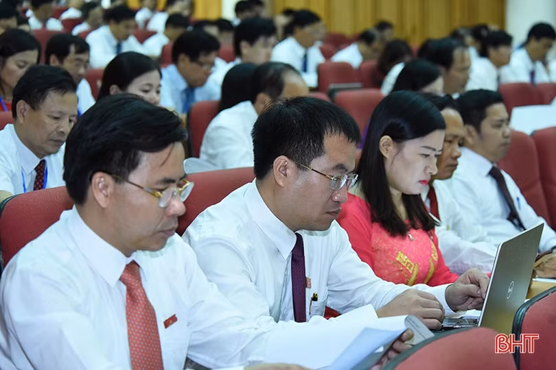 Khai mạc trọng thể Kỳ họp thứ 10, HĐND tỉnh Hà Tĩnh khóa XVII