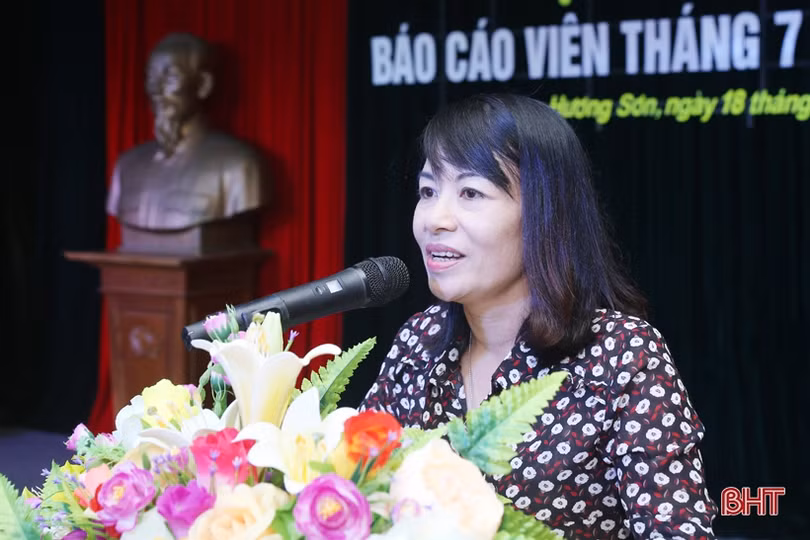 Tuyên truyền về đại hội Đảng các cấp, tiến tới Đại hội Đảng toàn quốc lần thứ XIII