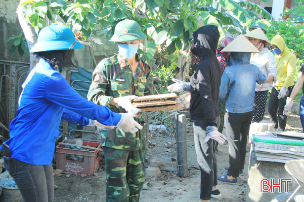 Nghi Xuân hỗ trợ đối tượng chính sách chỉnh trang vườn hộ