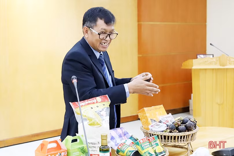 Hà Tĩnh - Nọng Khai tăng cường quan hệ, hợp tác cùng phát triển