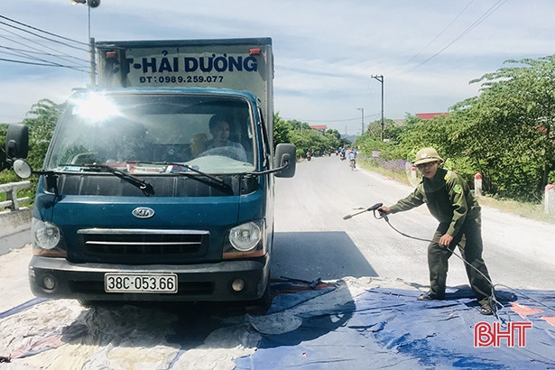 Người dân thị trấn Cẩm Xuyên an tâm sử dụng thịt lợn trong bữa ăn