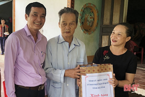 Hà Tĩnh trích hơn 6,3 tỷ đồng tặng quà đối tượng chính sách dịp 27/7