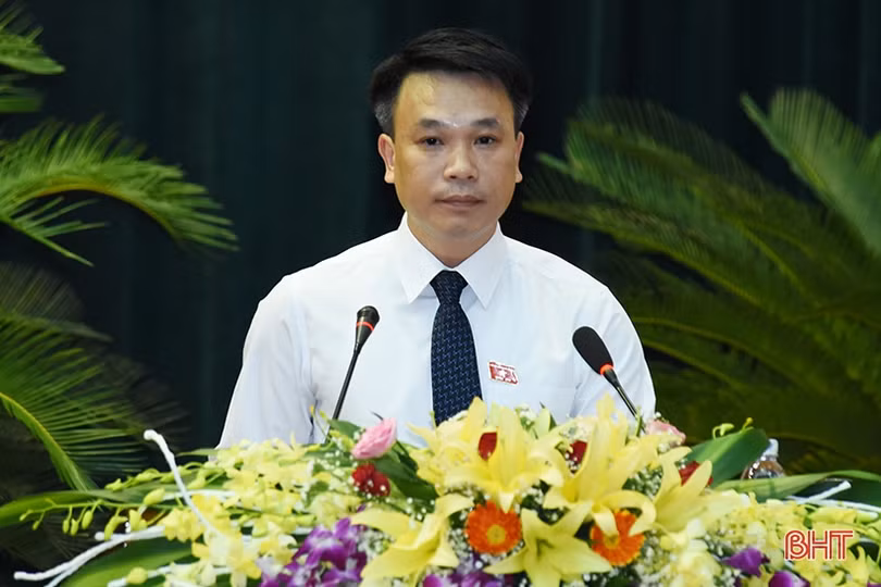 HĐND tỉnh nghe các tờ trình, đề án và trả lời kiến nghị của cử tri gửi đến kỳ họp