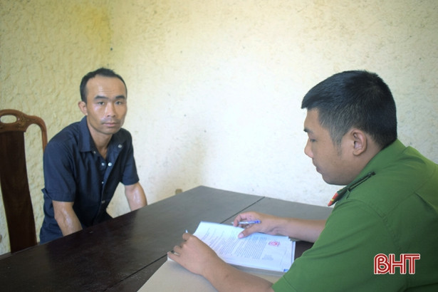 Mua ma túy về dùng, “tiện tay” chia nhỏ bán cho con nghiện